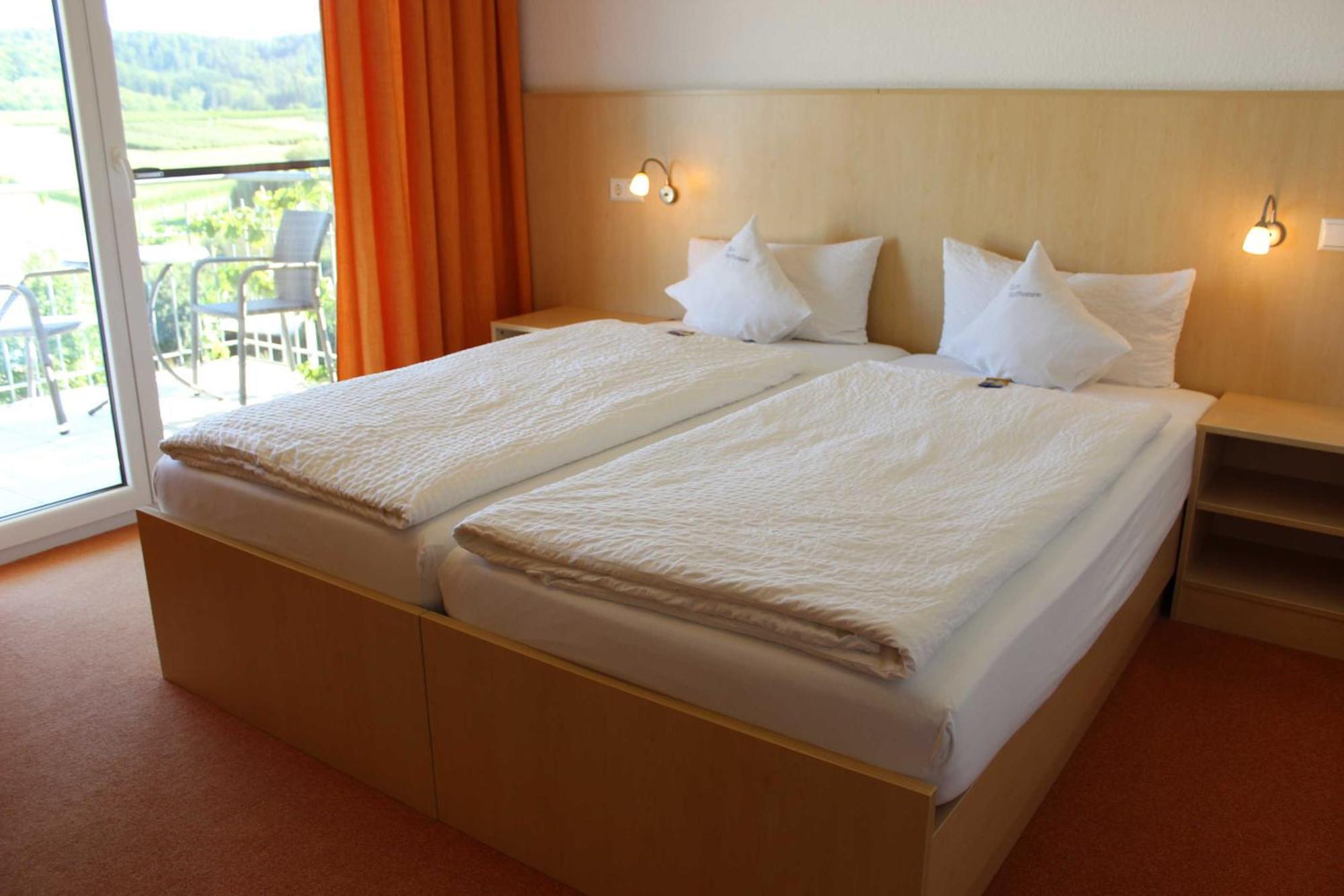 Gaestehaus Zum Wolffenturm Lehrensteinsfeld Room photo