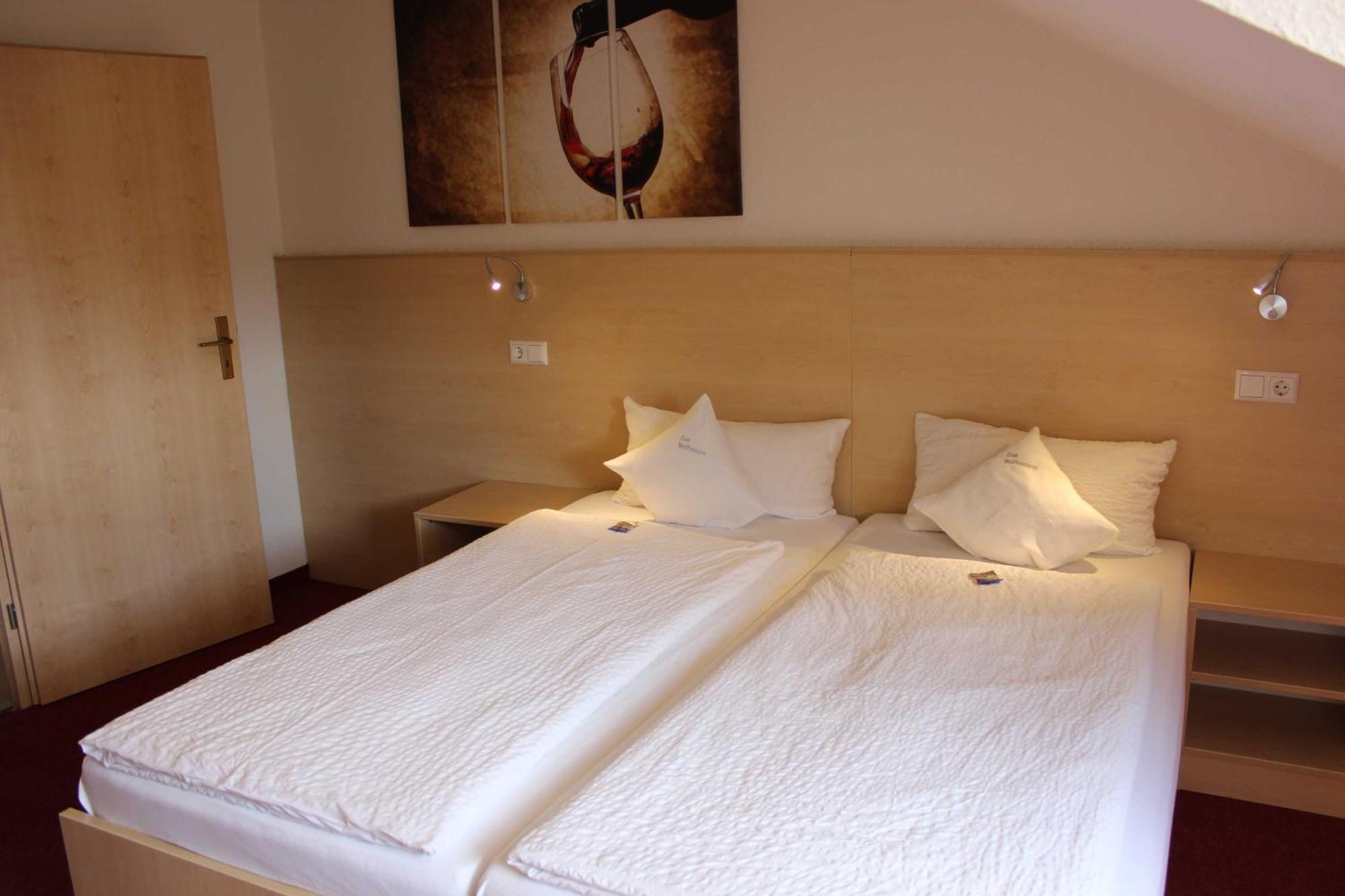 Gaestehaus Zum Wolffenturm Lehrensteinsfeld Room photo